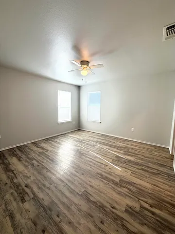 $1,200 | 1520 East 13th Street, Lubbock, TX 79403