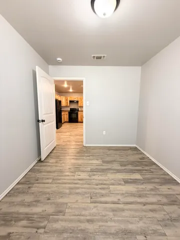 $1,200 | 1520 East 13th Street, Lubbock, TX 79403