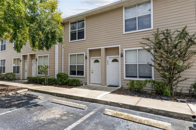$176,900 | 3901 Southwest 20th Avenue, Unit 306, Gainesville, FL 32607