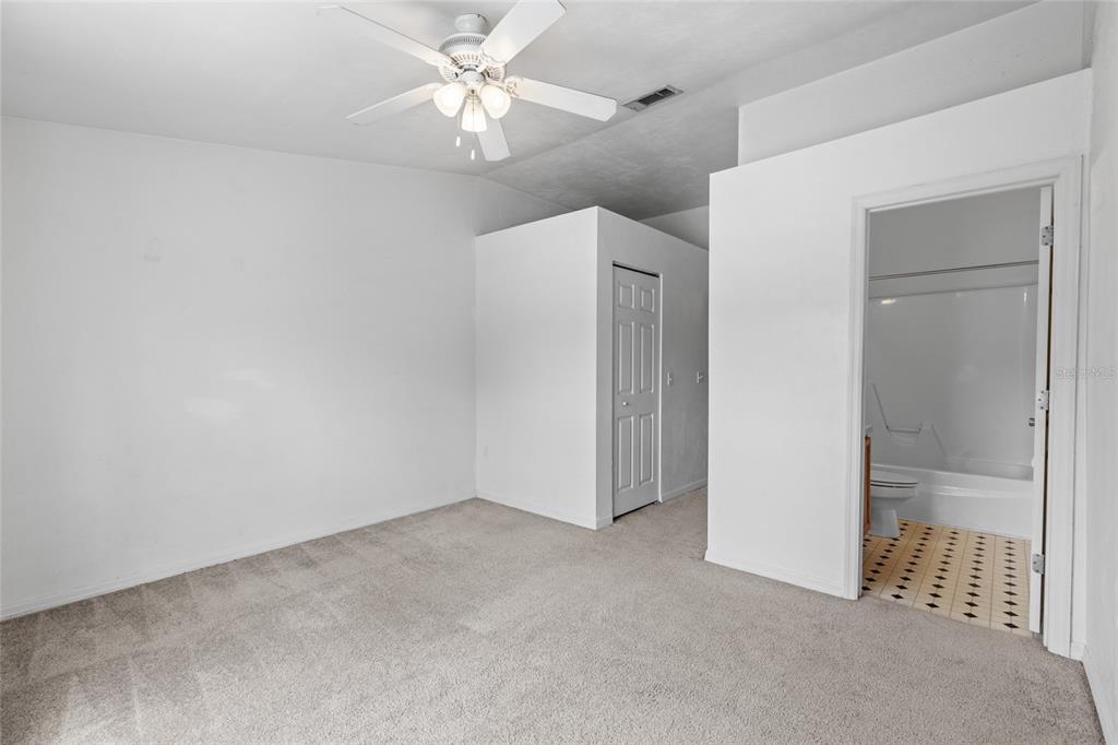 3901 Southwest 20th Avenue, Unit 306 Gainesville, FL 32607 - Photo 16 of 25