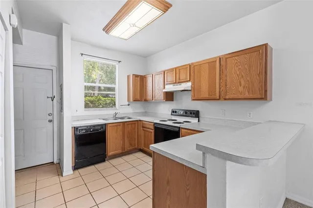 $176,900 | 3901 Southwest 20th Avenue, Unit 306, Gainesville, FL 32607