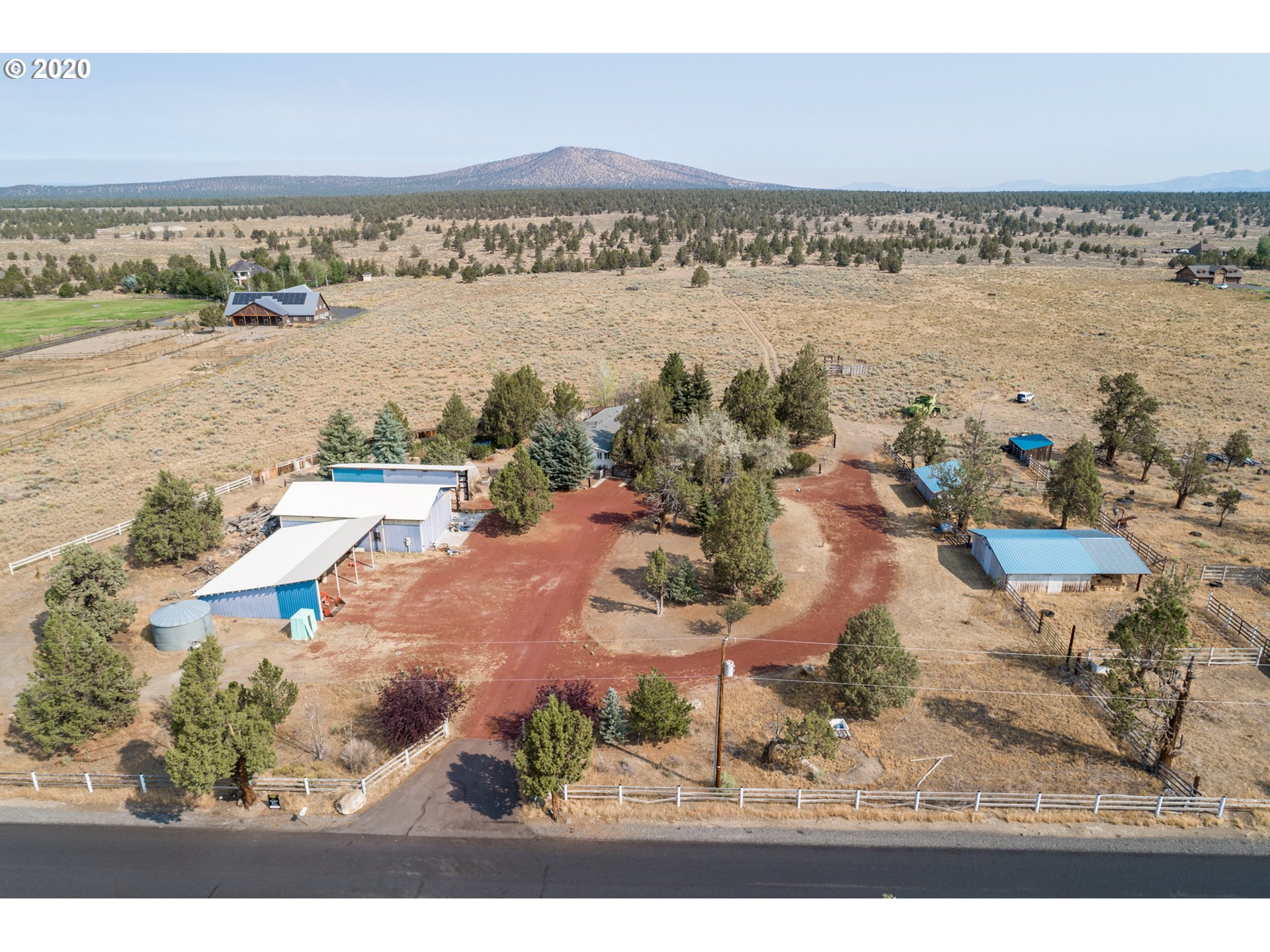 20550 Harper Road Bend, OR 97703 - Photo 1 of 29 Gallery Image 1