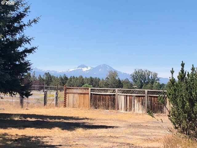 20550 Harper Road Bend, OR 97703 - Photo 19 of 29 Gallery Image 19