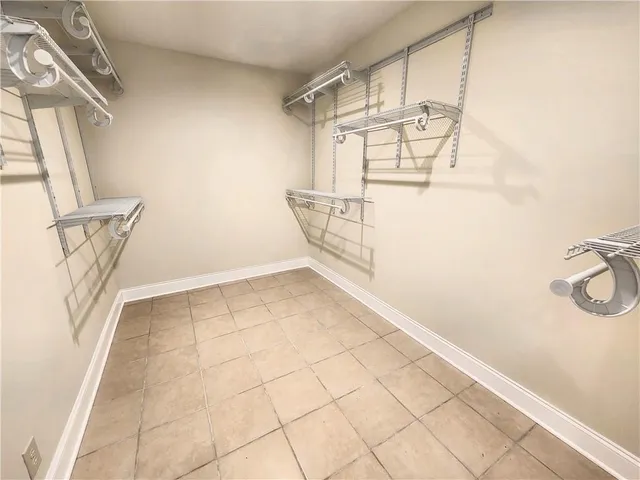 $3,400 | 12801 River Road, New Orleans, LA 70131