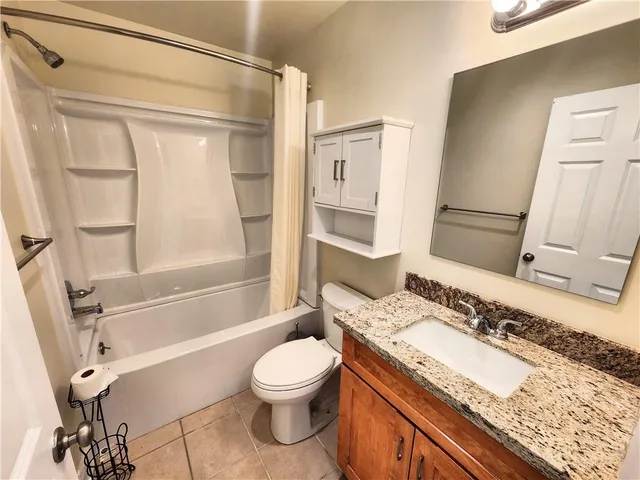 $3,400 | 12801 River Road, New Orleans, LA 70131