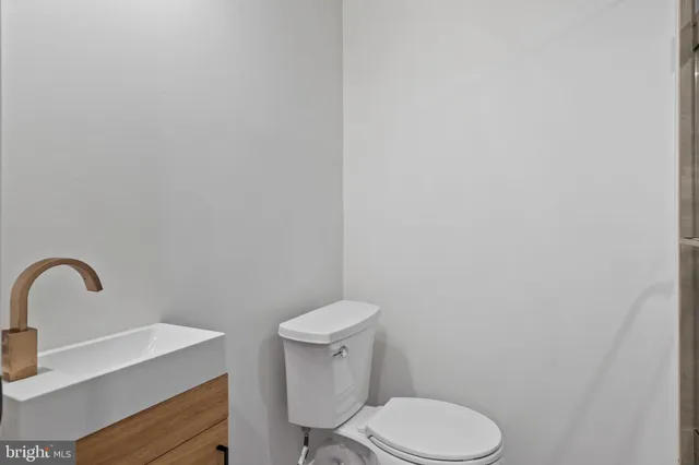 $1,650,000 | 2432 Olcott Avenue, Ardmore, PA 19003