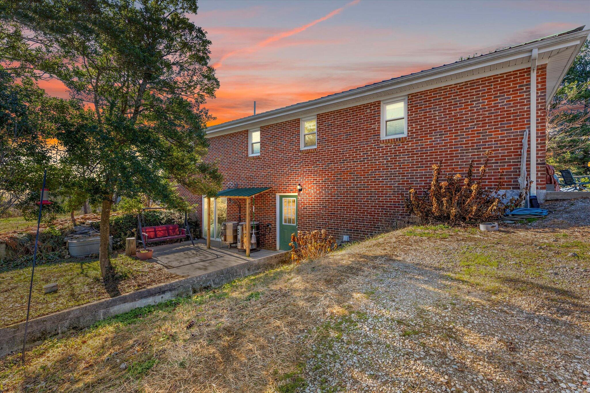 2083 Taylor Ridge Road Nicholasville, KY 40356 - Photo 32 of 51 34-0J2A5157-twilight