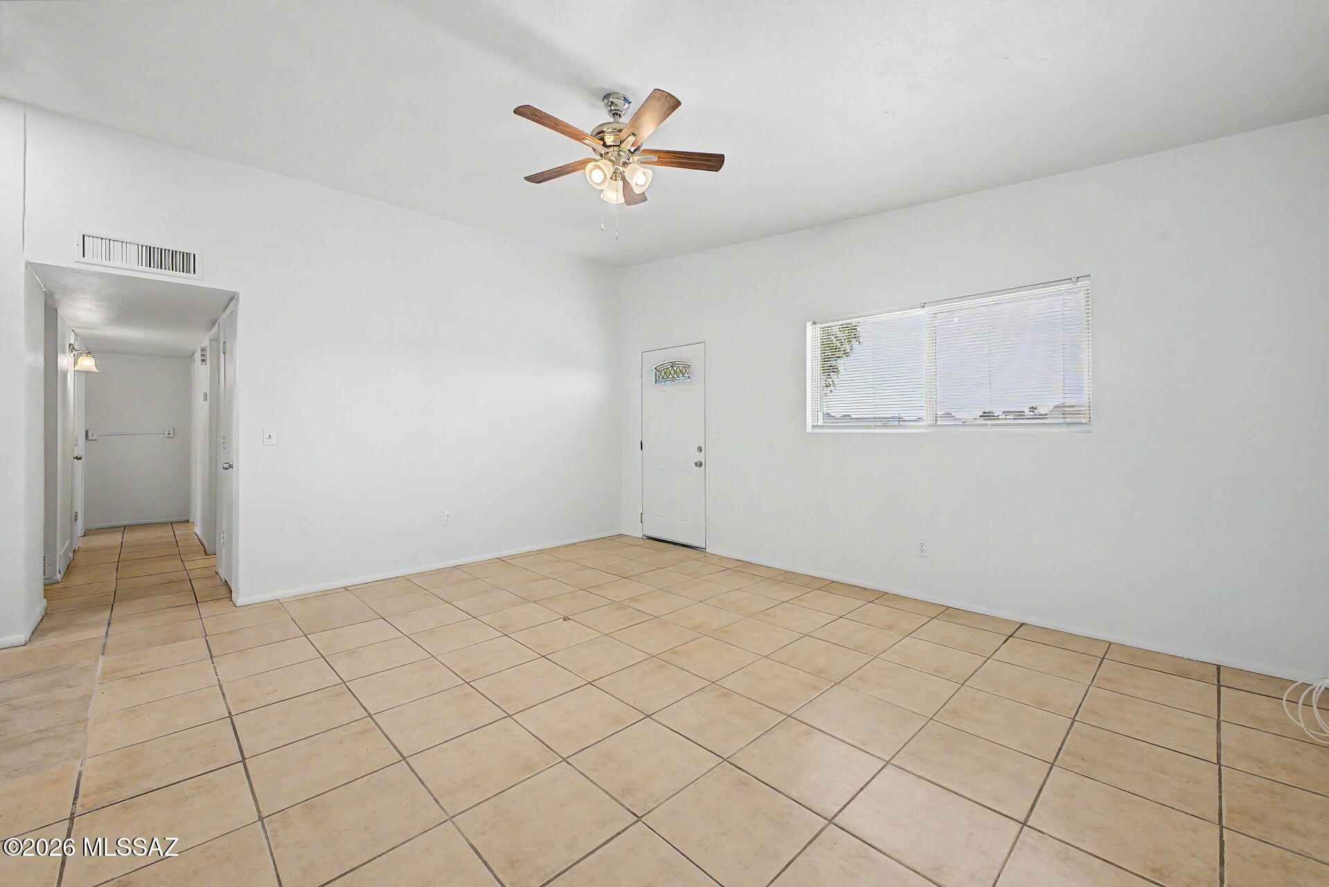 7460 North Oldfather Road Tucson, AZ 85741 - Photo 6 of 24 Great Room