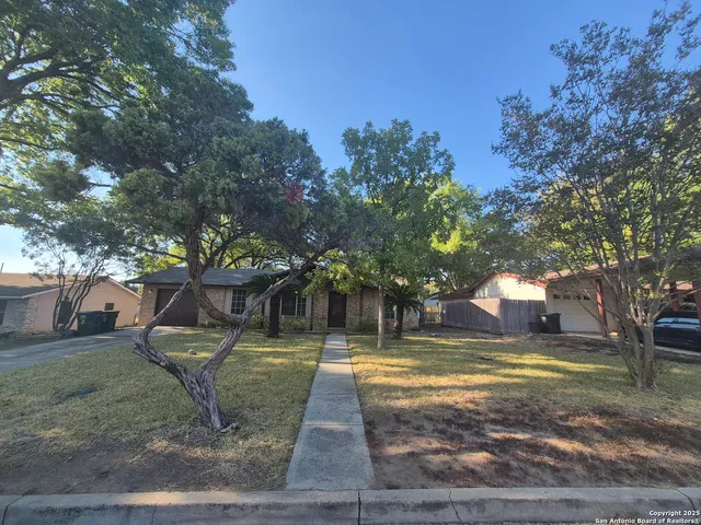 $1,495 | 205 Maple Drive, Schertz, TX 78154