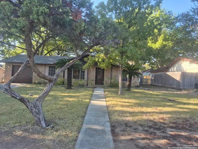 $1,495 | 205 Maple Drive, Schertz, TX 78154