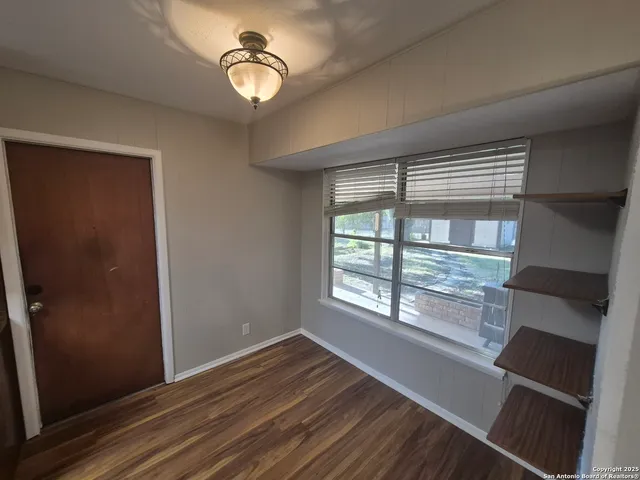 $1,495 | 205 Maple Drive, Schertz, TX 78154