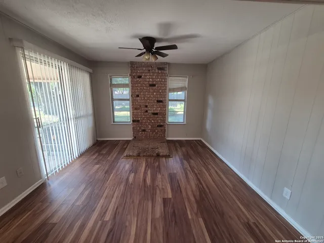 $1,495 | 205 Maple Drive, Schertz, TX 78154