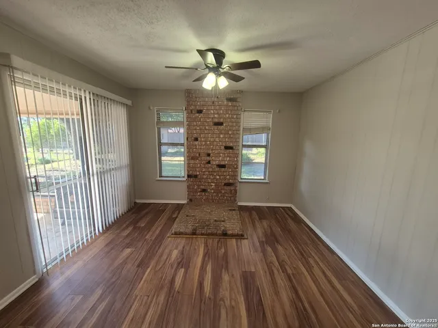 $1,495 | 205 Maple Drive, Schertz, TX 78154