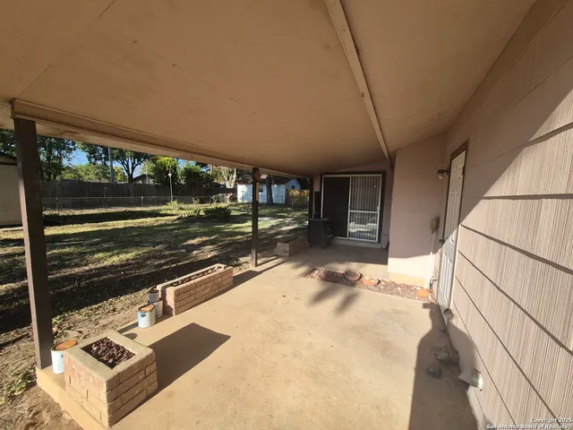 $1,495 | 205 Maple Drive, Schertz, TX 78154