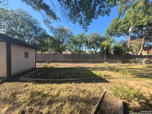 $1,495 | 205 Maple Drive, Schertz, TX 78154