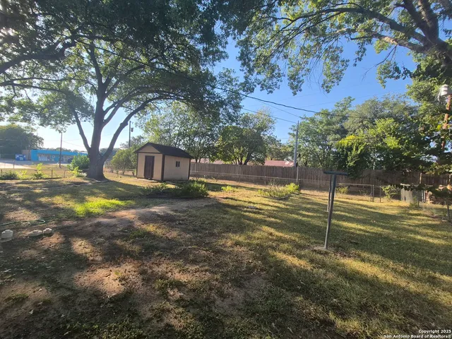 $1,495 | 205 Maple Drive, Schertz, TX 78154