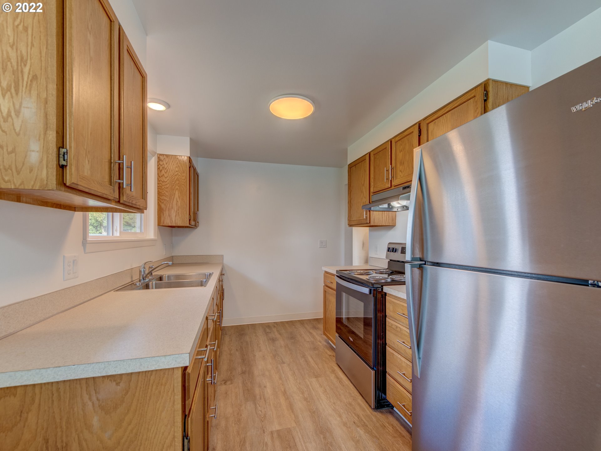 749 Maxwell Road Eugene, OR 97404 - Photo 11 of 24 Gallery Image 11