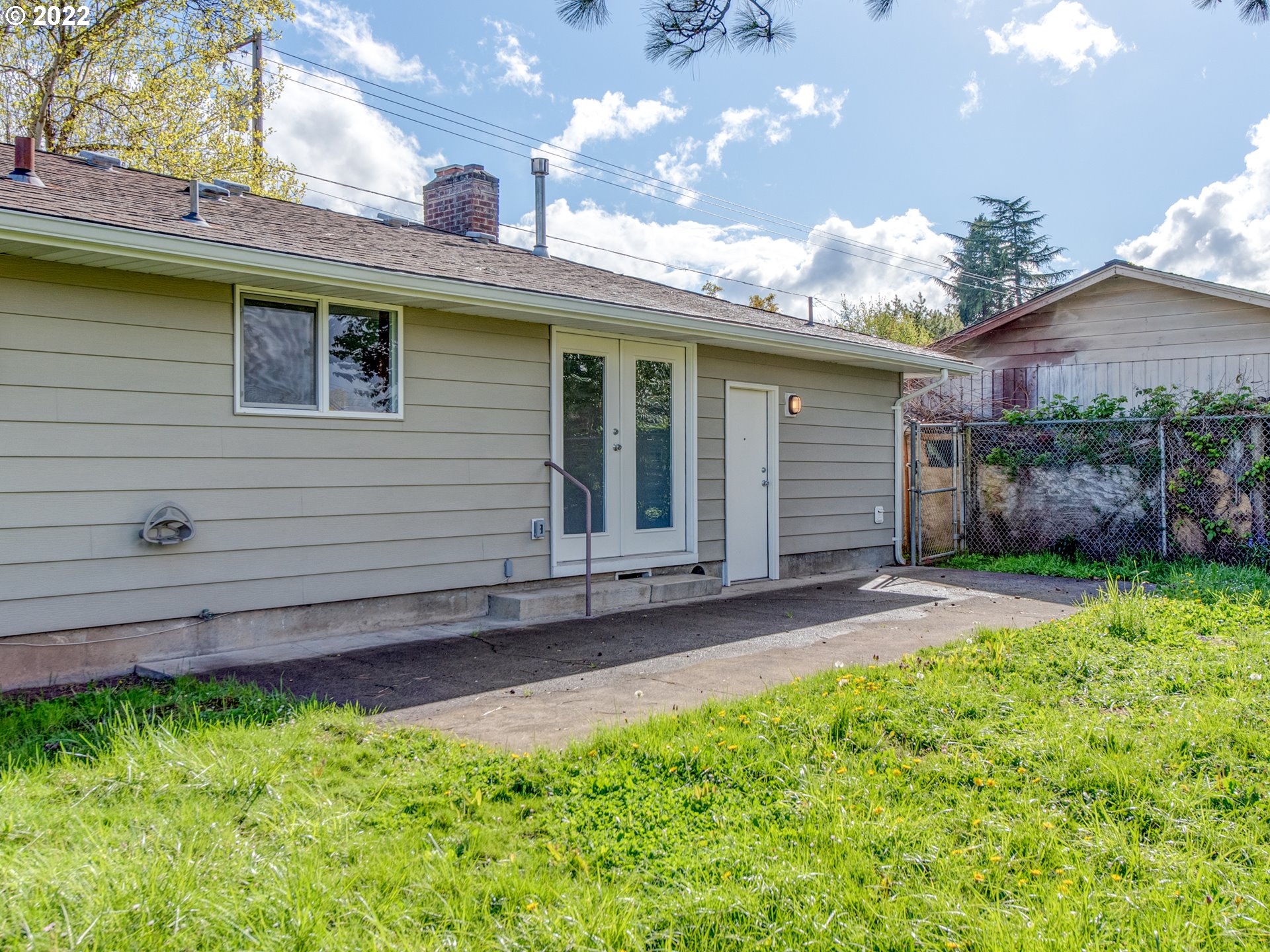 749 Maxwell Road Eugene, OR 97404 - Photo 21 of 24 Gallery Image 21