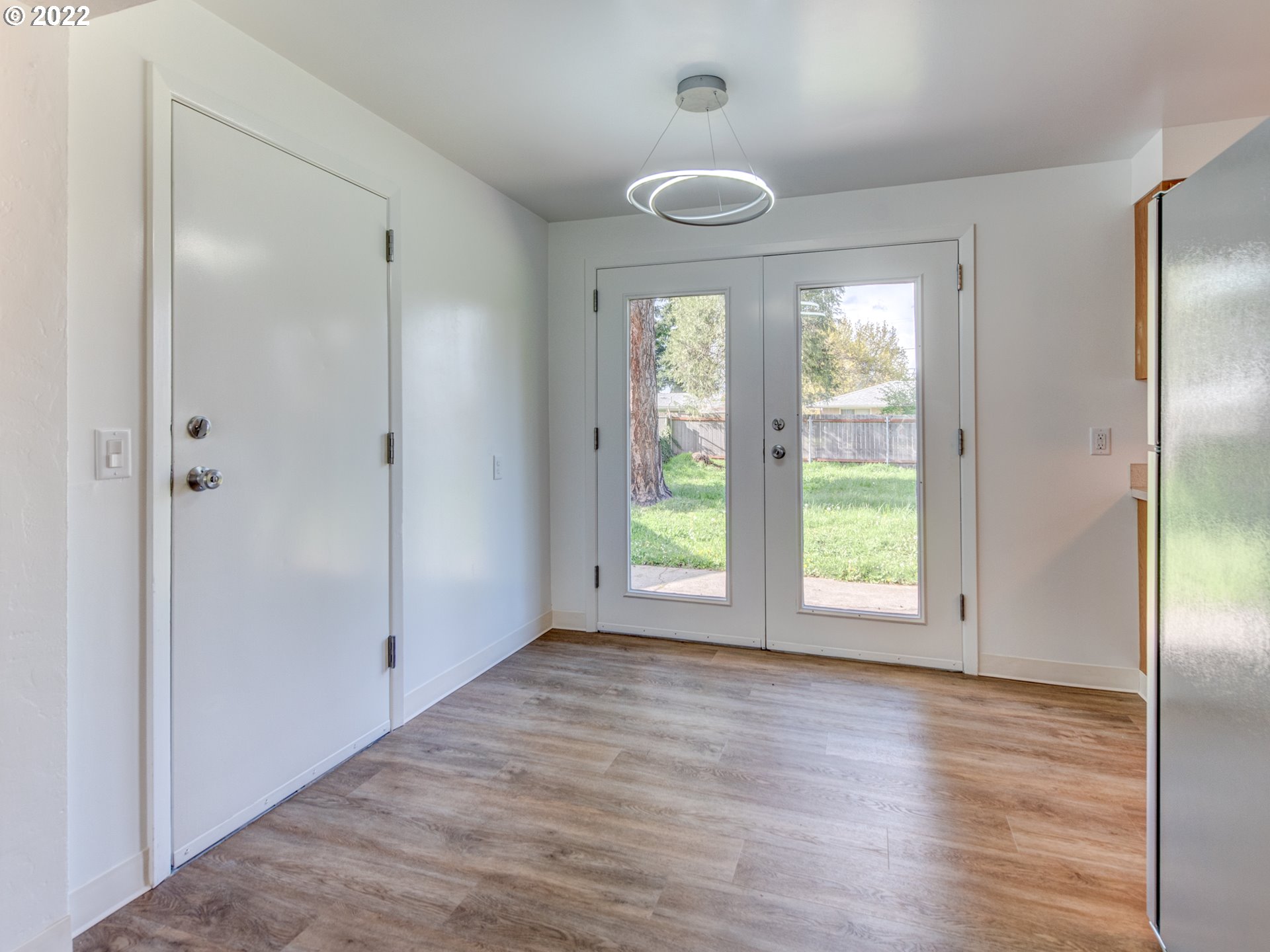 749 Maxwell Road Eugene, OR 97404 - Photo 8 of 24 Gallery Image 8
