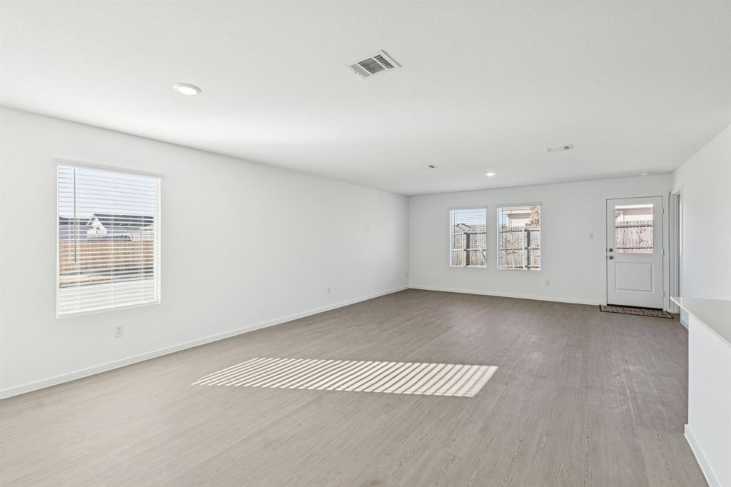 11803 Mancos Trail Rhome, TX 76078 - Photo 4 of 19