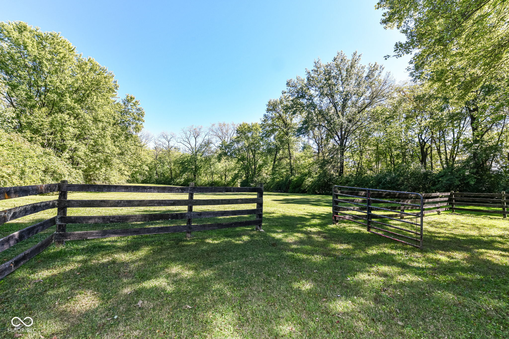 12202 Hoosier Road Fishers, IN 46037 - Photo 18 of 42 Gallery Image 18