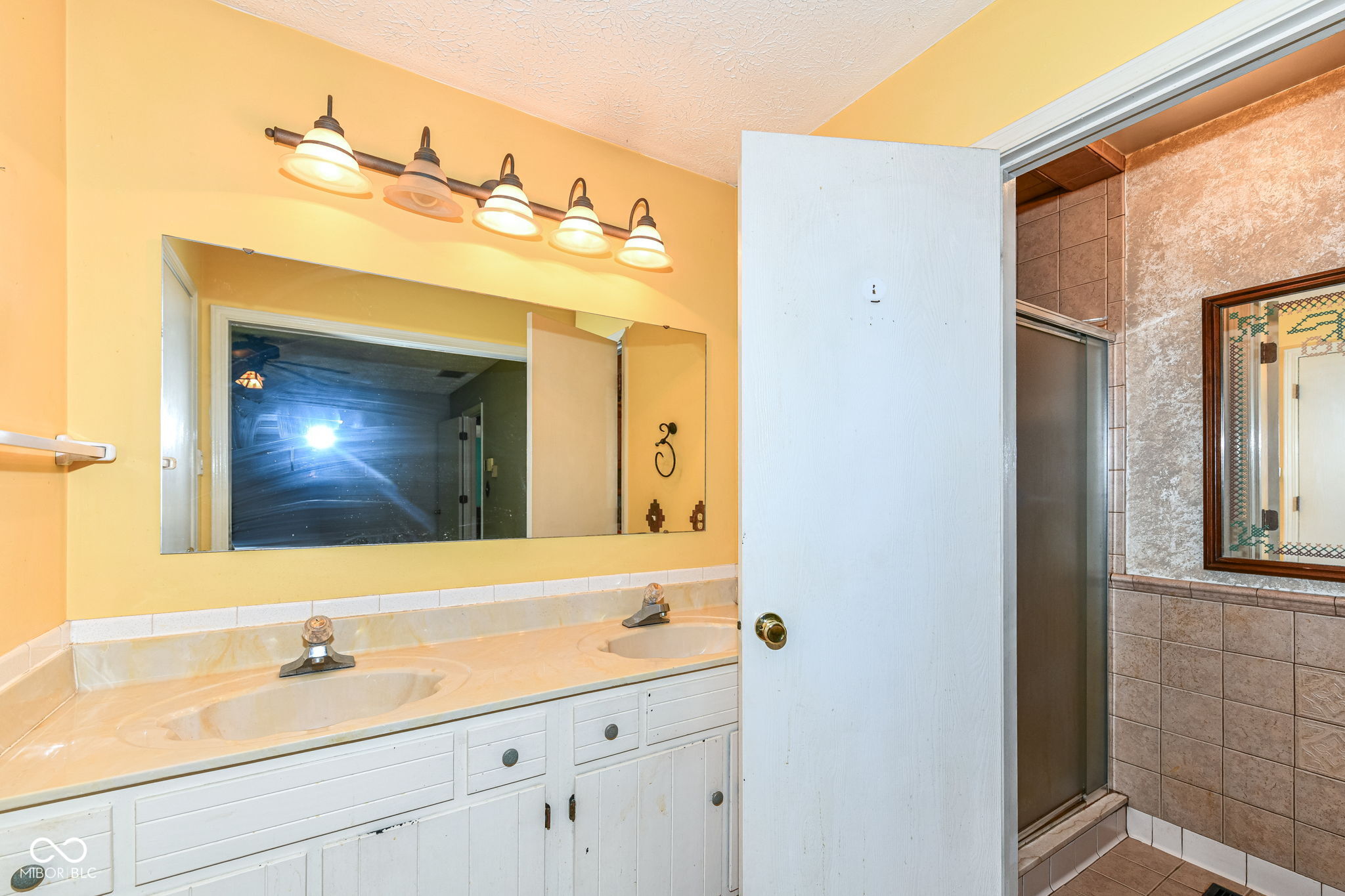 12202 Hoosier Road Fishers, IN 46037 - Photo 33 of 42 Gallery Image 33