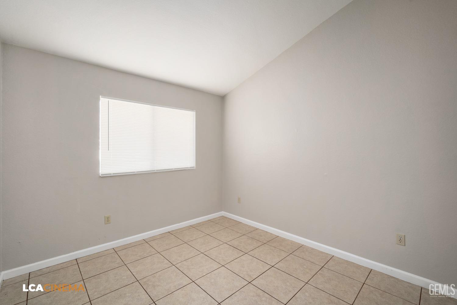 Undisclosed Address Wasco, CA 93280 - Photo 12 of 30