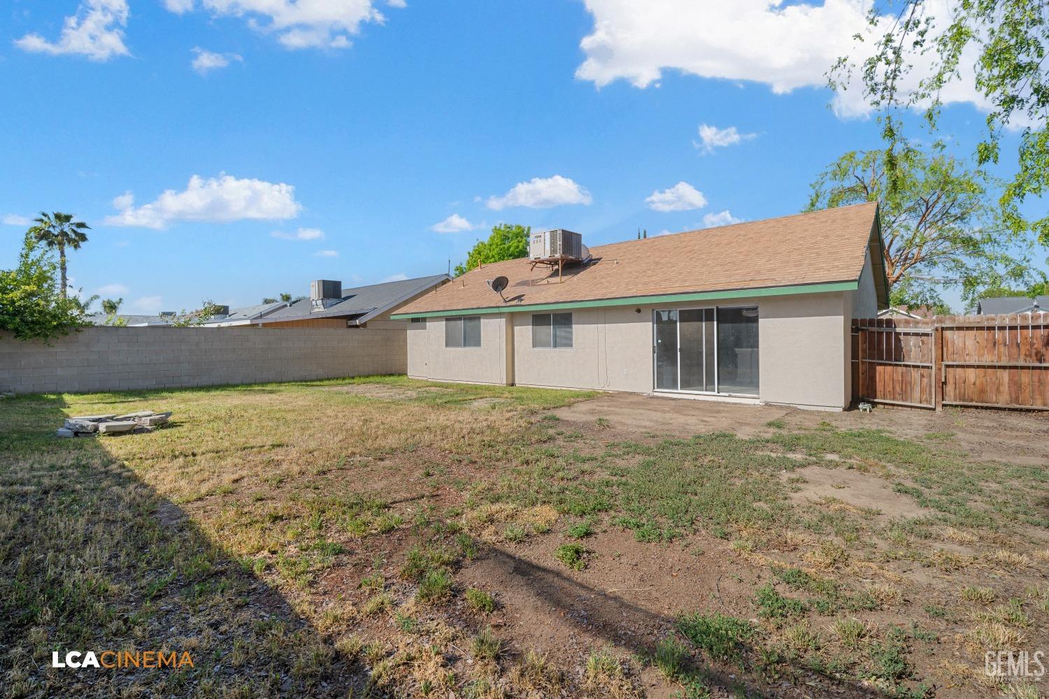 Undisclosed Address Wasco, CA 93280 - Photo 20 of 30