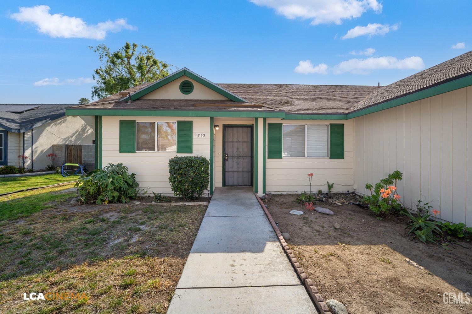 Undisclosed Address Wasco, CA 93280 - Photo 3 of 30