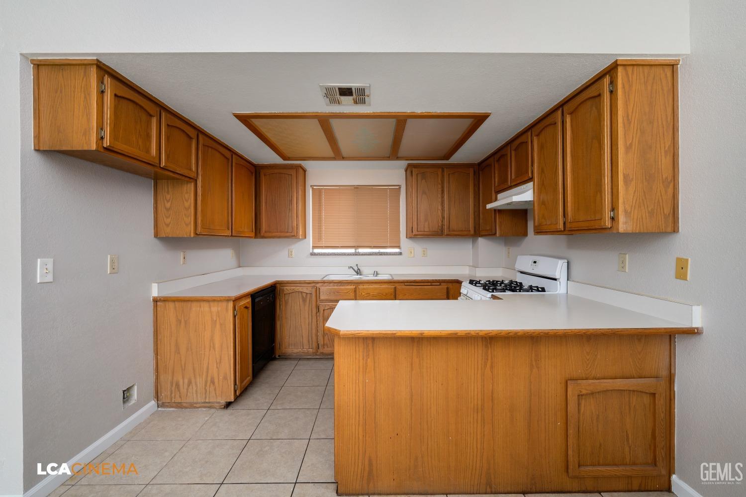 Undisclosed Address Wasco, CA 93280 - Photo 9 of 30