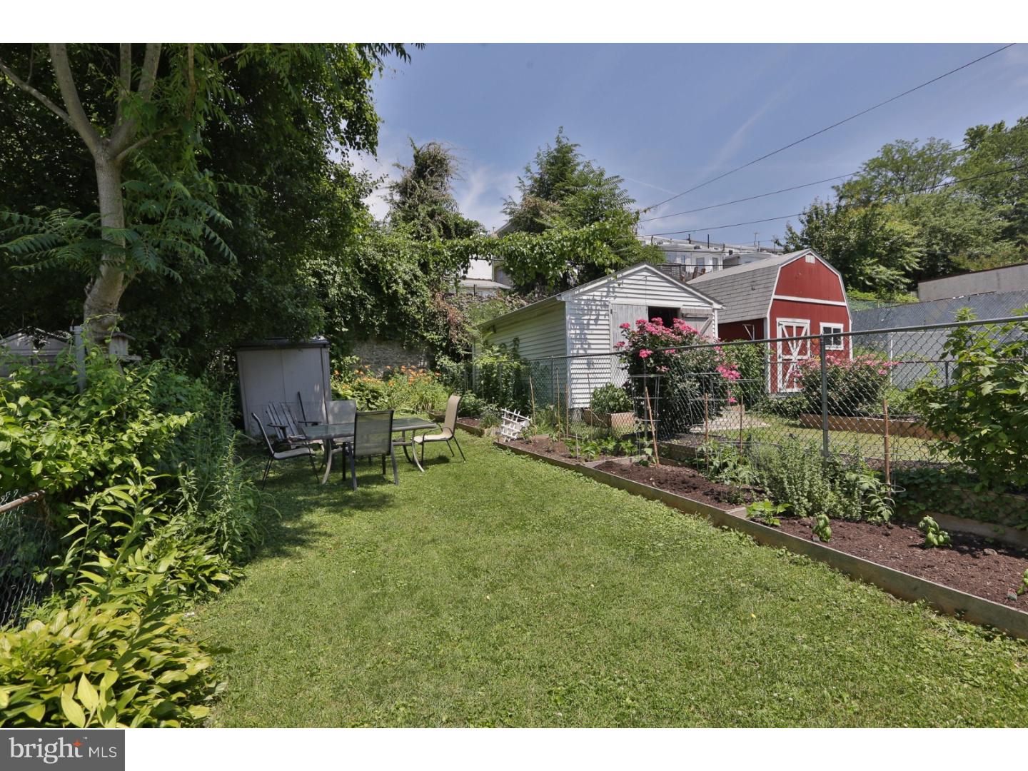 247 Rochelle Avenue Philadelphia, PA 19128 - Photo 23 of 24 Back Yard