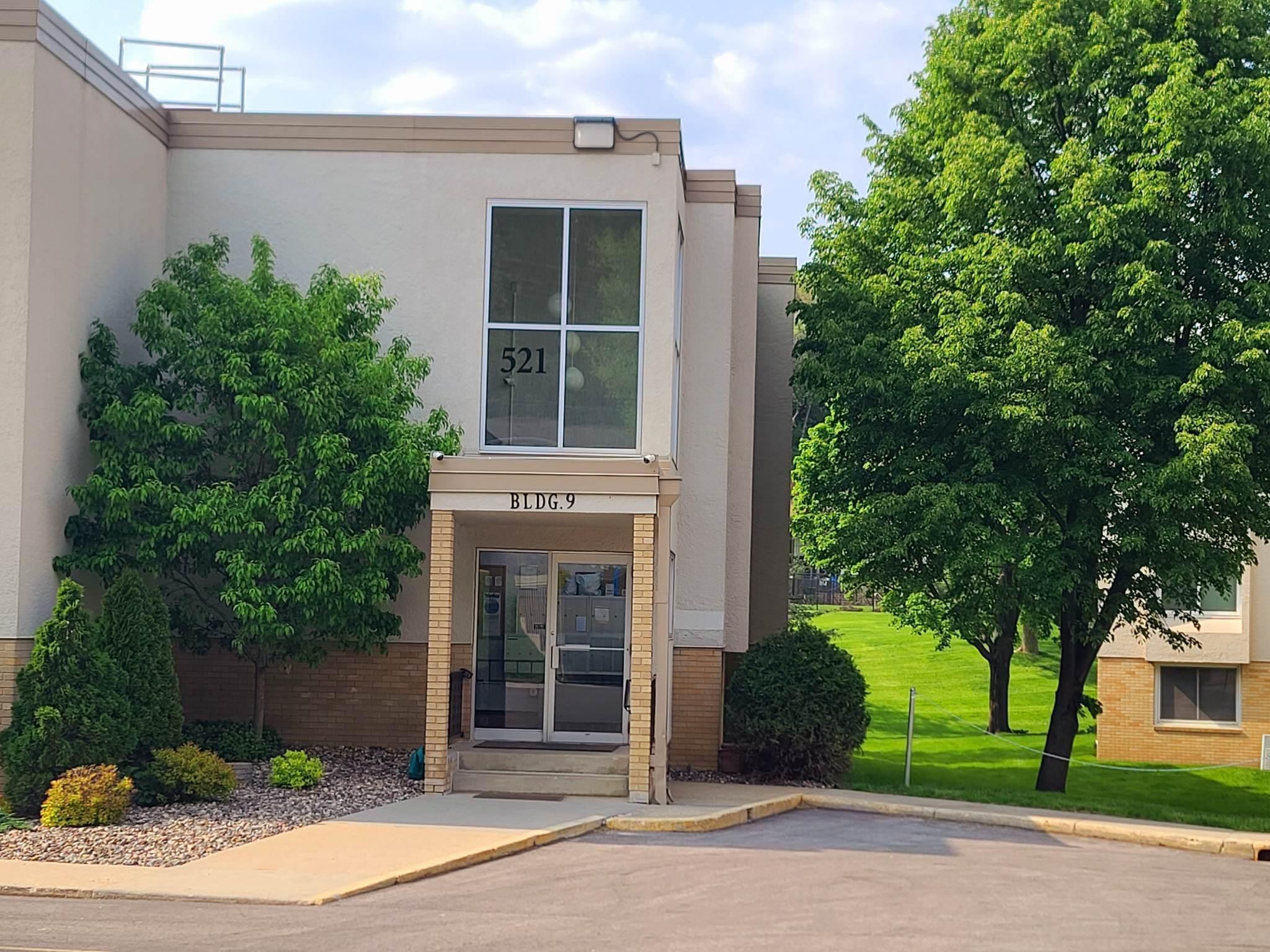 521 19th Street Northwest, Unit 32 Rochester, MN 55901 - Photo 1 of 1 Gallery Image 1