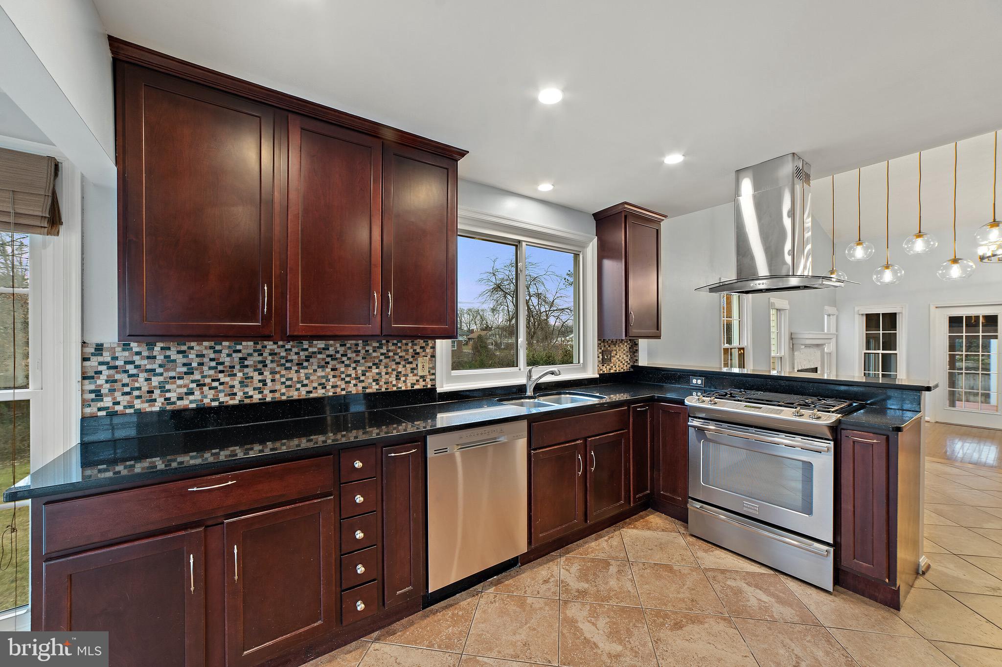 6727 Anders Terrace Springfield, VA 22151 - Photo 25 of 67 Gallery Image 25