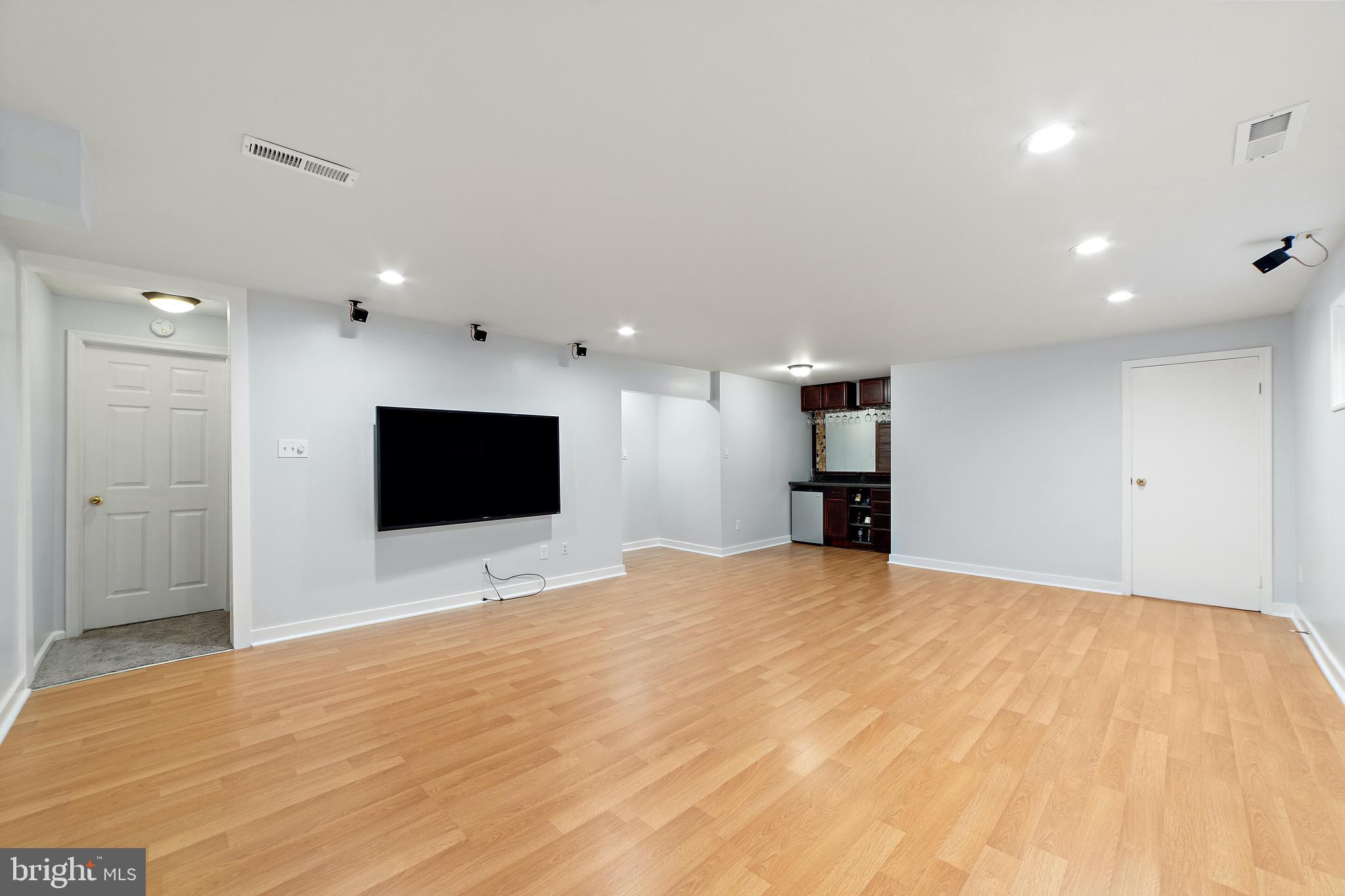 6727 Anders Terrace Springfield, VA 22151 - Photo 39 of 67 Gallery Image 39