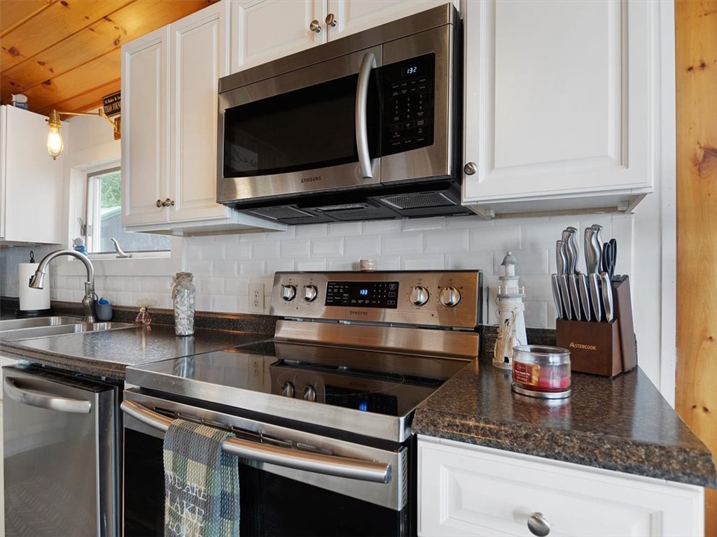 7027 Lake Bluff Road Huron, NY 14590 - Photo 21 of 50