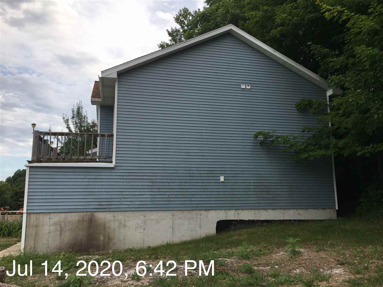 15249 Bluff Road Traverse City, MI 49686 - Photo 3 of 30 1877250-2.JPG