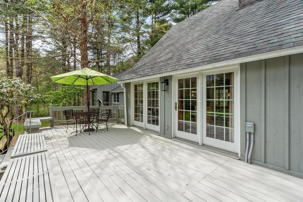 4 Apple Blossom Road Andover, MA 01810 - Photo 15 of 41