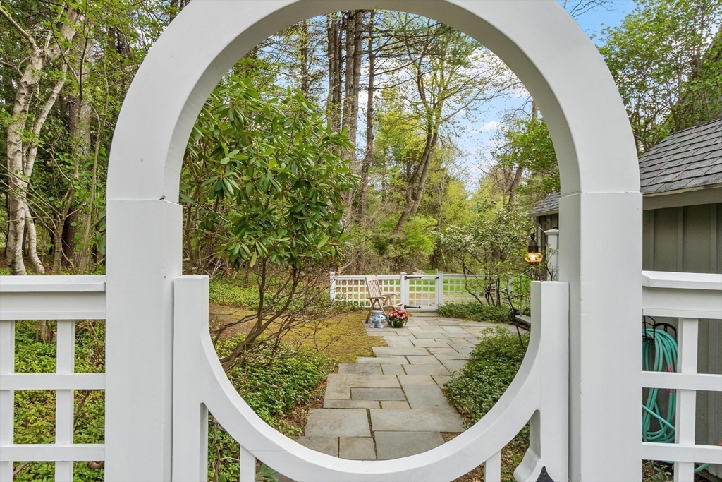 4 Apple Blossom Road Andover, MA 01810 - Photo 35 of 41