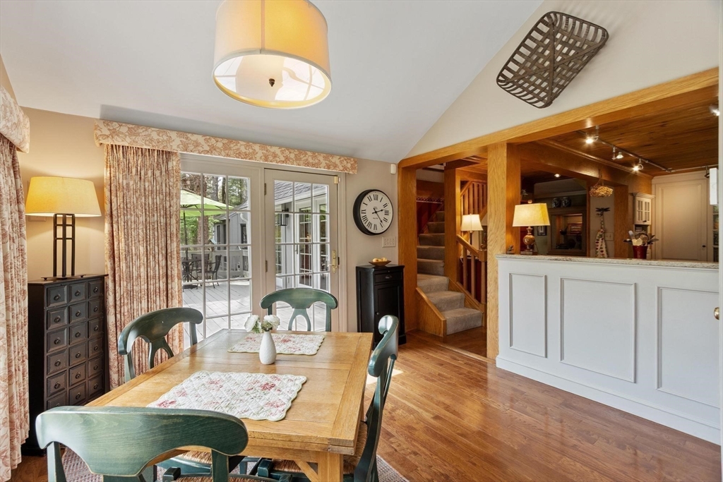 4 Apple Blossom Road Andover, MA 01810 - Photo 5 of 41