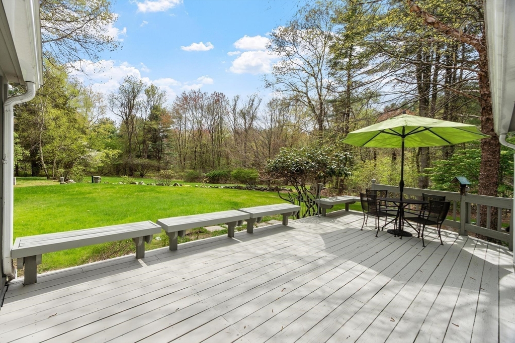 4 Apple Blossom Road Andover, MA 01810 - Photo 6 of 41