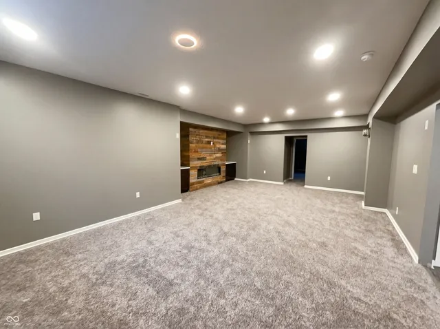 $460,000 | 2131 Foxglove Drive, Plainfield, IN 46168