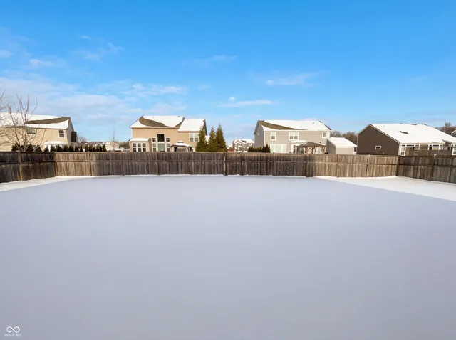 $460,000 | 2131 Foxglove Drive, Plainfield, IN 46168