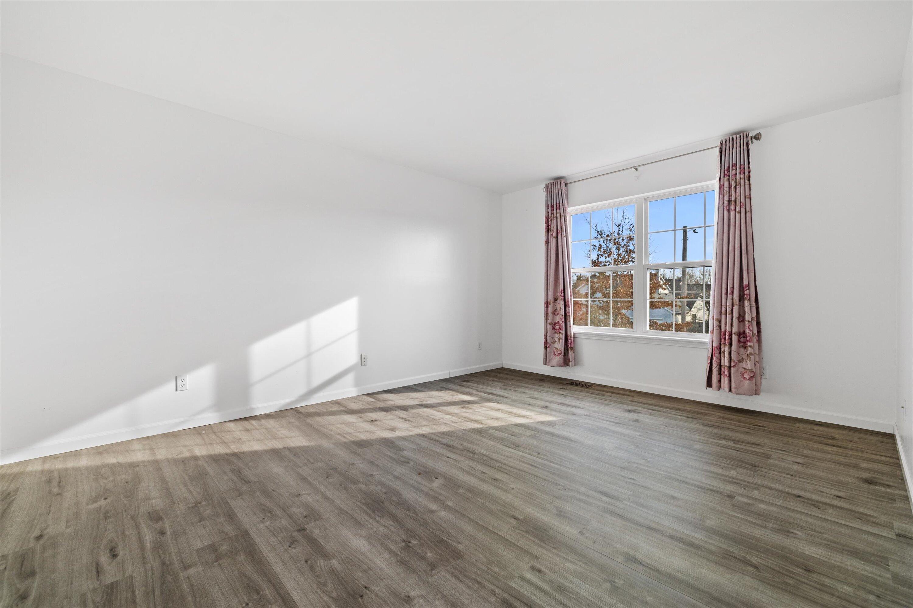 9442 73rd Street Kenosha, WI 53142 - Photo 20 of 26 26-IMG_1594