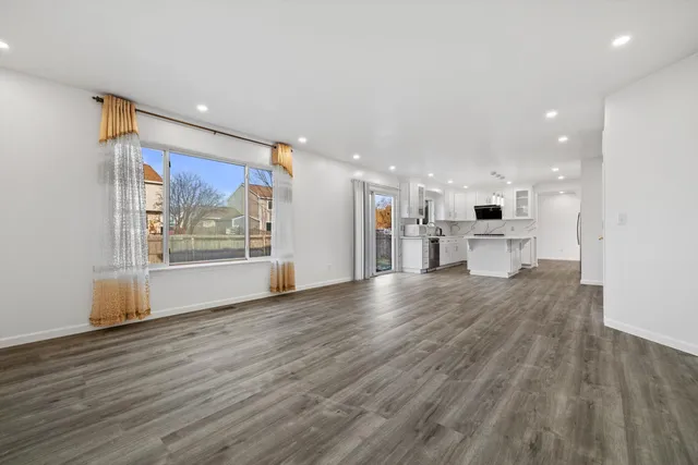 $450,000 | 9442 73rd Street, Kenosha, WI 53142