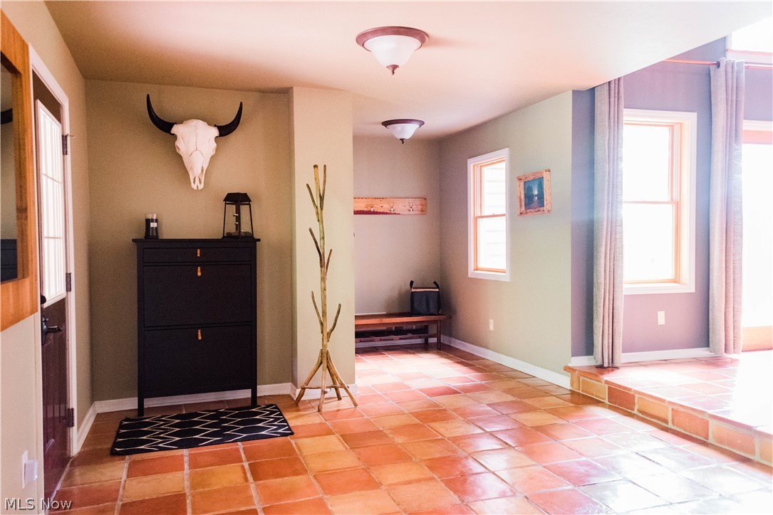 4262 Everett Road Akron, OH 44333 - Photo 11 of 20 Gallery Image 11