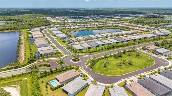 $3,200 | 12445 Dahlia Court, Naples, FL 34120