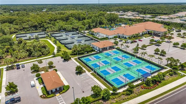 $3,200 | 12445 Dahlia Court, Naples, FL 34120