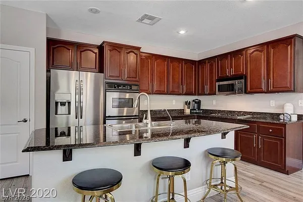 $3,200 | 604 Wandering Violets Way, Las Vegas, NV 89138