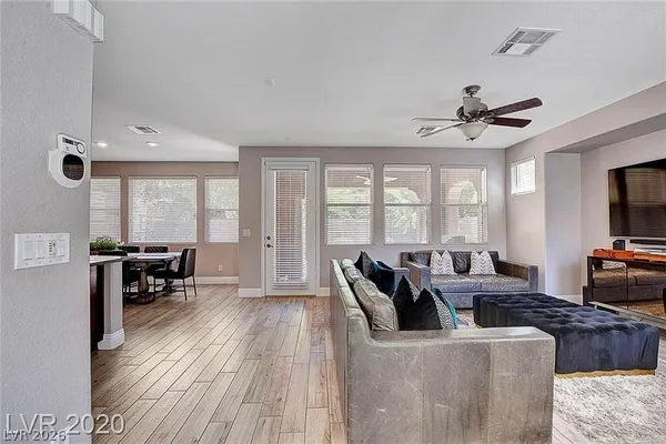 $3,200 | 604 Wandering Violets Way, Las Vegas, NV 89138