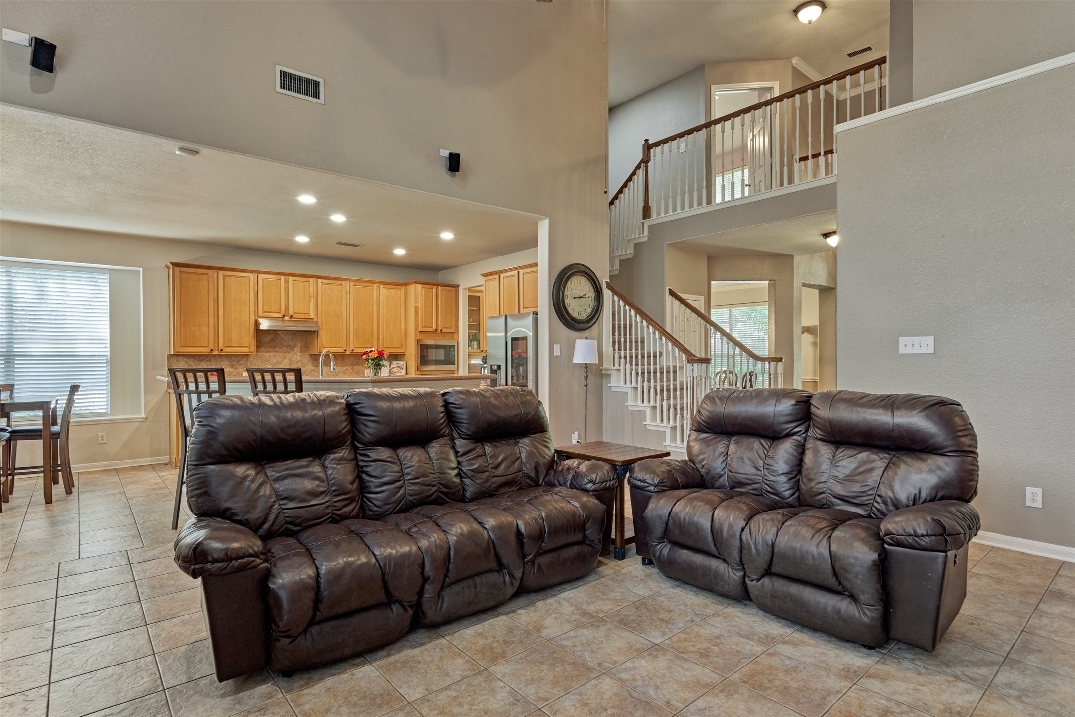 23 Weeping Spruce Place Conroe, TX 77384 - Photo 8 of 32